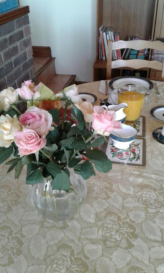 Woodpeckers Cottage B&B Pett Экстерьер фото